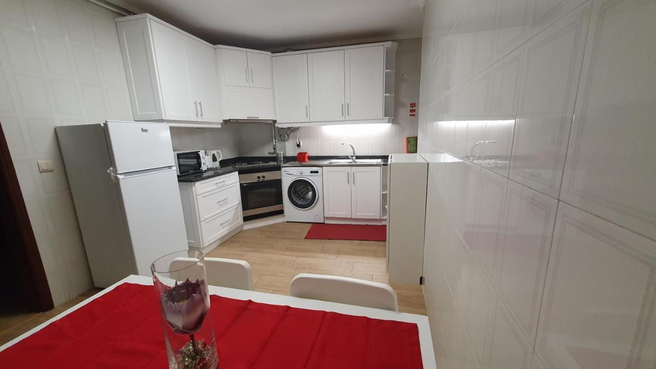 Casa Dos Arcos Apartment อาเวโร ภายนอก รูปภาพ
